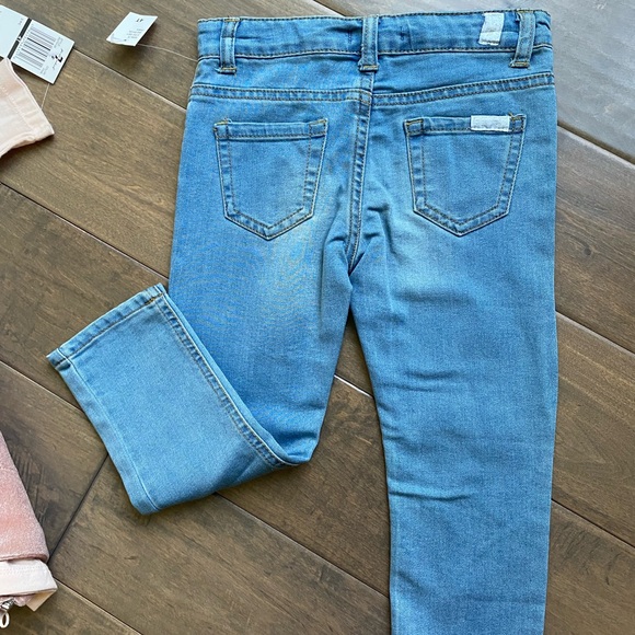 7 For All Mankind 3 piece set. NWT - jeans, shirt and Sherpa-lined vest. Size 4T - Picture 3 of 6